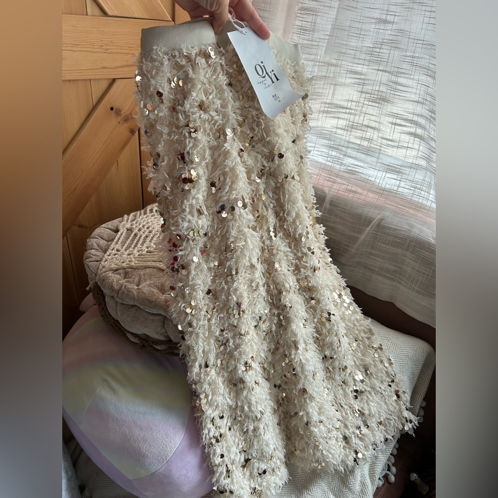 NWT Cream Sequin Women's Skirt